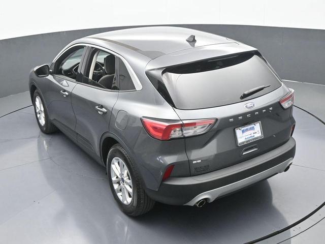Photo of 2021 Gray Ford Escape