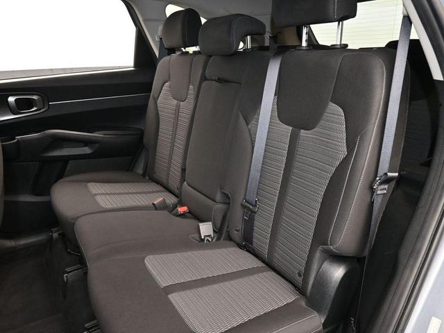 Photo of 2022 Everlasting Silver Kia Sorento