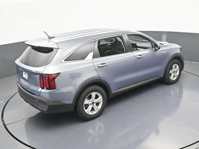Photo of 2022 Everlasting Silver Kia Sorento