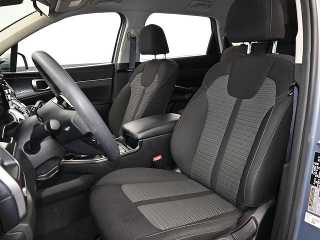Photo of 2022 Everlasting Silver Kia Sorento