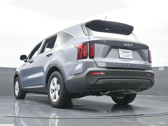 Photo of 2022 Everlasting Silver Kia Sorento