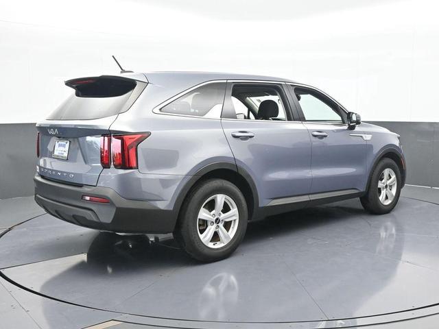 Photo of 2022 Everlasting Silver Kia Sorento