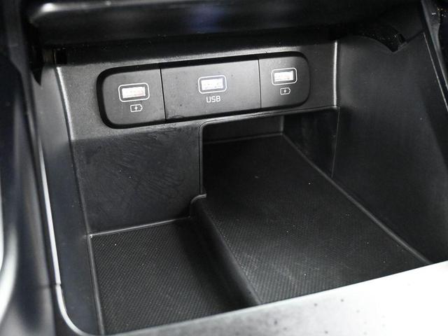 Photo of 2022 Everlasting Silver Kia Sorento