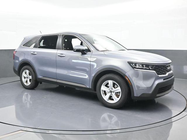 Photo of 2022 Everlasting Silver Kia Sorento