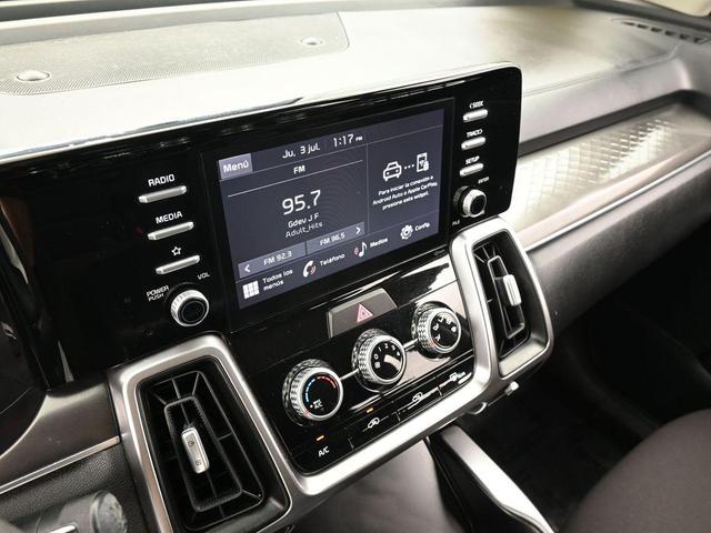Photo of 2022 Everlasting Silver Kia Sorento
