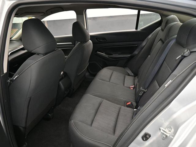 Photo of 2023 Brilliant Silver Metallic Nissan Altima