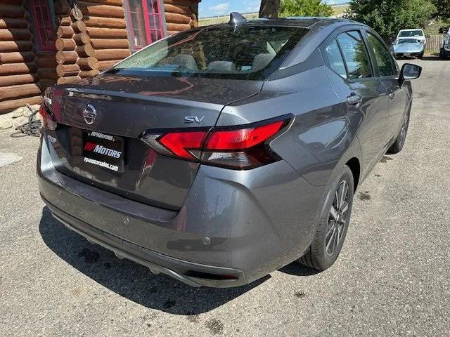Photo of 2021 Gun Metallic Nissan Versa