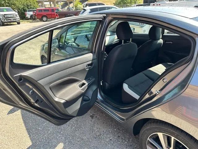 Photo of 2021 Gun Metallic Nissan Versa