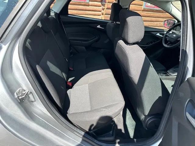 Photo of 2017 Ingot Silver Metallic Ford Focus