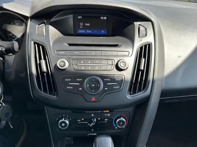 Photo of 2017 Ingot Silver Metallic Ford Focus