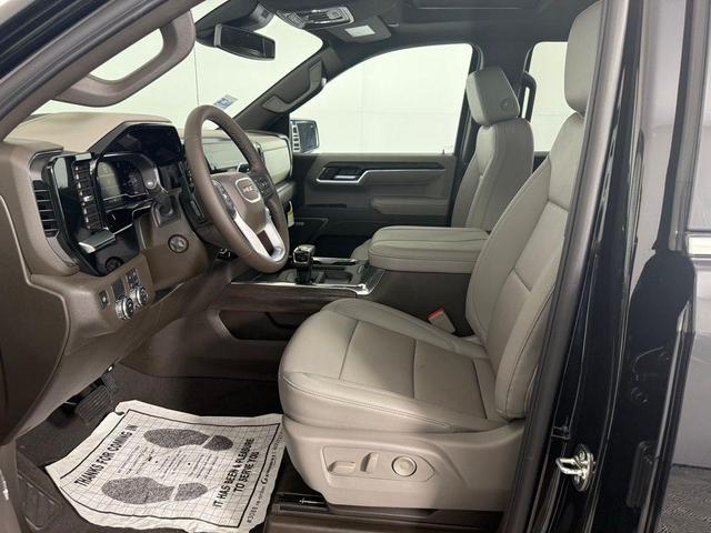 Photo of 2025 Onyx Black GMC Sierra 1500