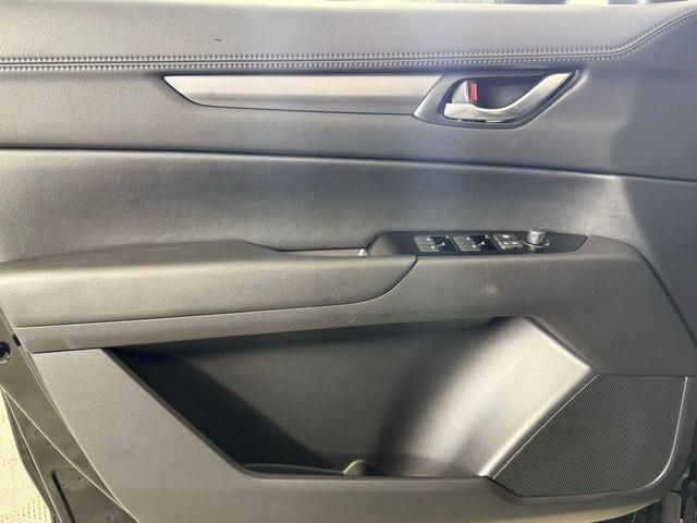 Photo of 2025 Jet Black Mazda CX-5