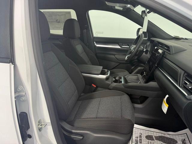 Photo of 2026 Summit White GMC Terrain