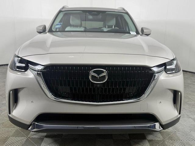 Photo of 2025 Platinum Quartz Metallic Mazda CX-90 PHEV