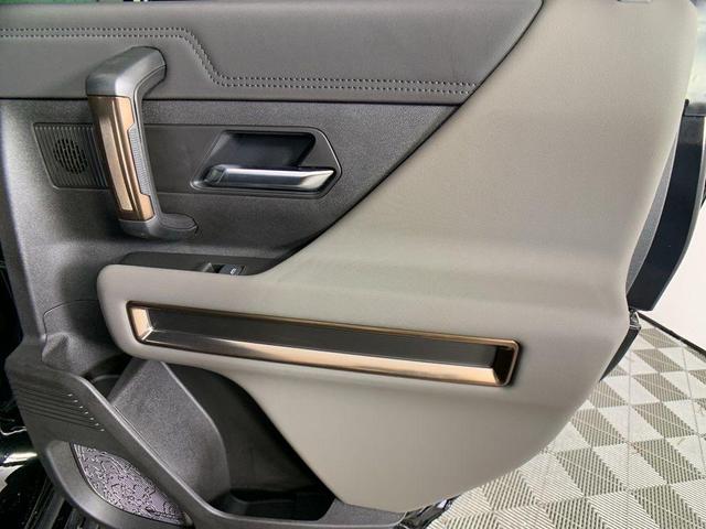 Photo of 2025 Black GMC HUMMER EV SUV
