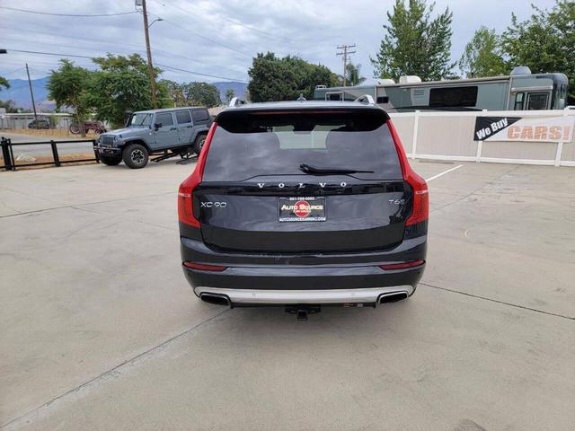 Photo of 2017 Onyx Black Metallic Volvo XC90