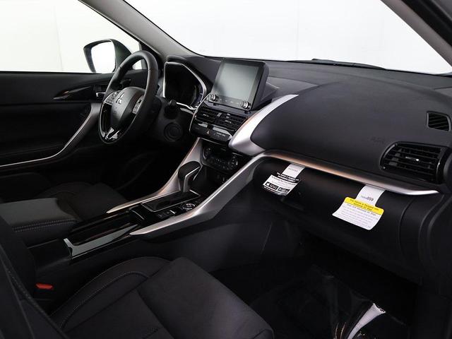 Photo of 2025 Alloy Silver Metallic Mitsubishi Eclipse Cross