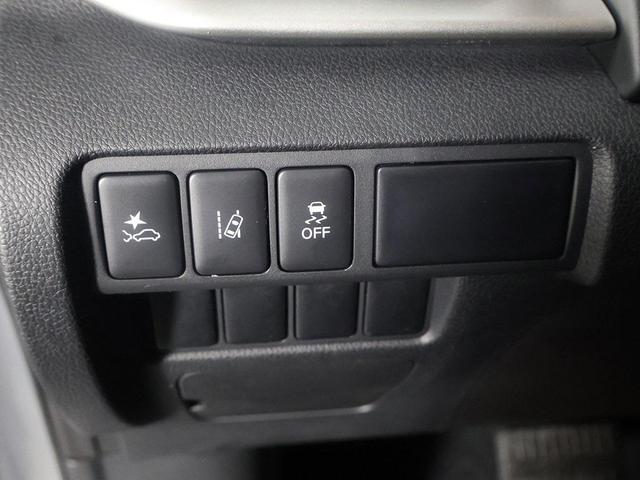 Photo of 2025 White Diamond Mitsubishi Eclipse Cross