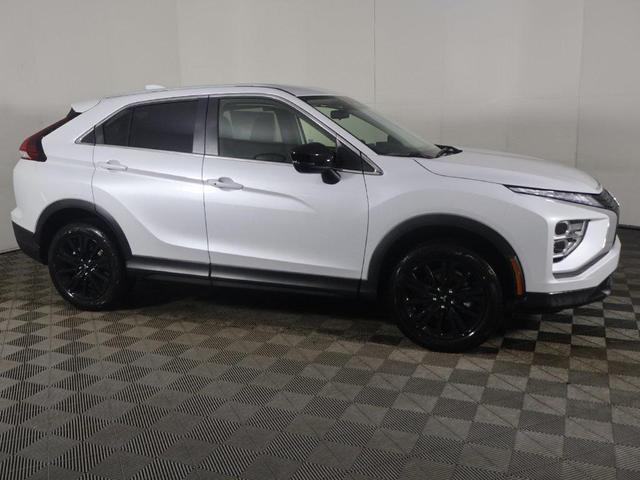 Photo of 2025 White Diamond Mitsubishi Eclipse Cross