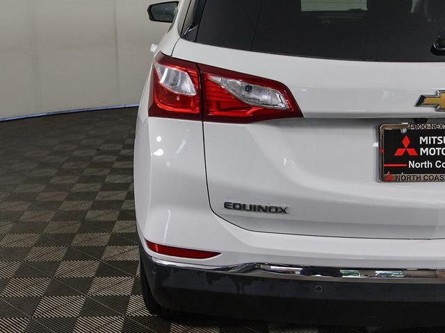 Photo of 2021 Summit White Chevrolet Equinox