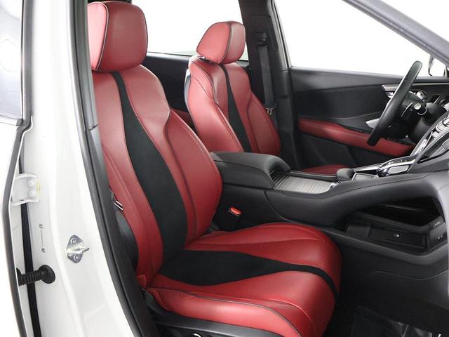 Photo of 2024 Platinum White Pearl Acura RDX