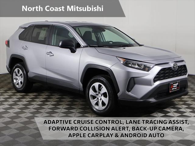 Photo of 2022 Silver Sky Metallic Toyota RAV4