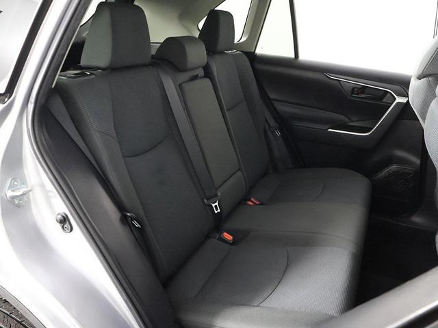 Photo of 2022 Silver Sky Metallic Toyota RAV4