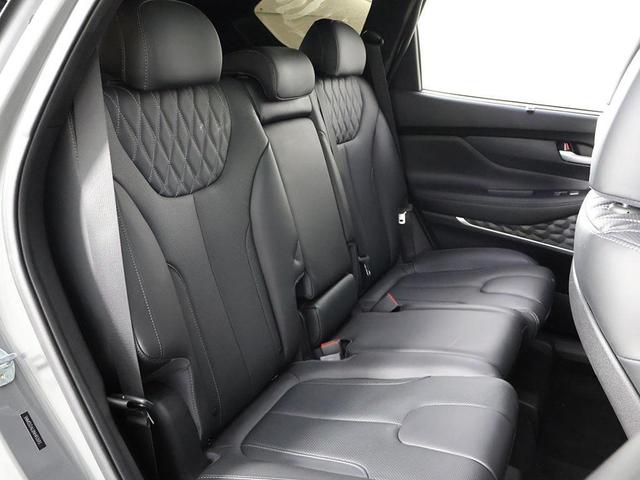 Photo of 2022 Hampton Gray Hyundai SANTA FE