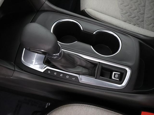 Photo of 2023 Summit White Chevrolet Equinox