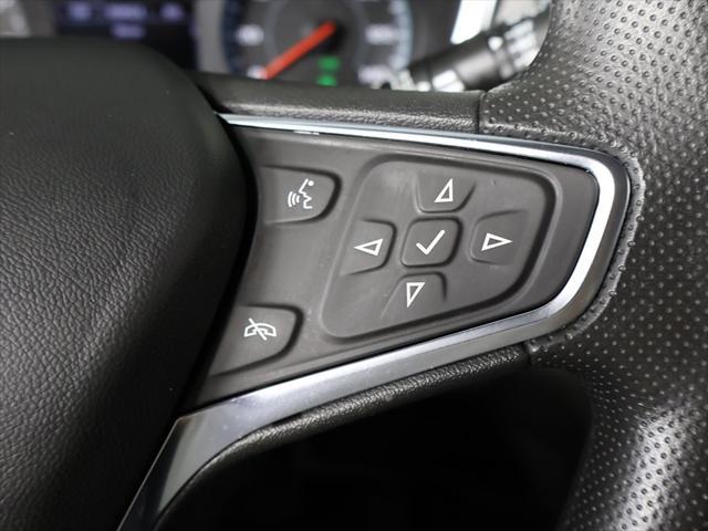 Photo of 2023 Summit White Chevrolet Equinox