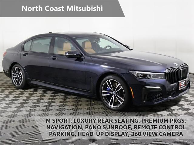 2022 BMW 740