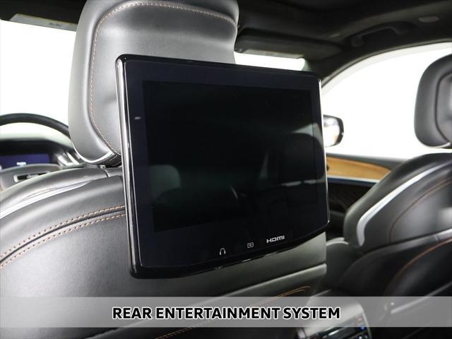 Photo of 2023 Diamond Black Crystal Pearlcoat Jeep Grand Cherokee 4xe