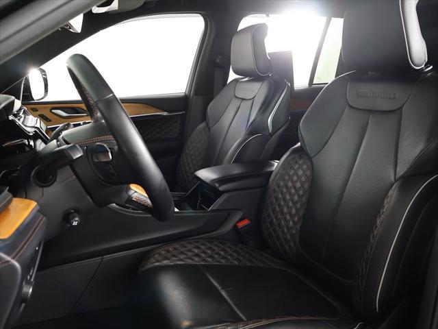 Photo of 2023 Diamond Black Crystal Pearlcoat Jeep Grand Cherokee 4xe