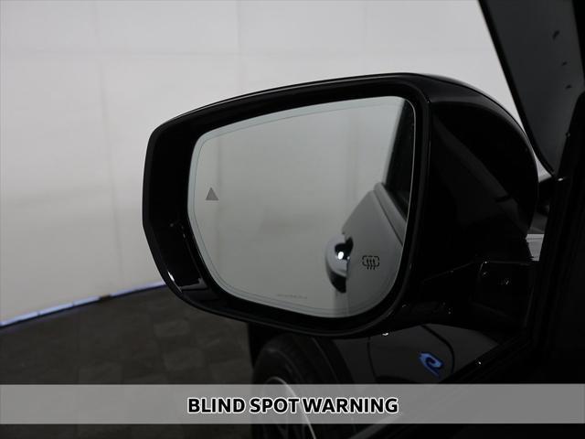 Photo of 2023 Diamond Black Crystal Pearlcoat Jeep Grand Cherokee 4xe