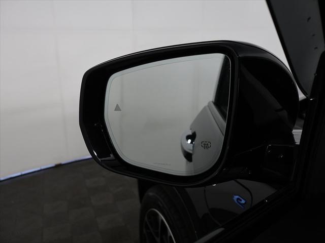 Photo of 2023 Diamond Black Crystal Pearlcoat Jeep Grand Cherokee 4xe