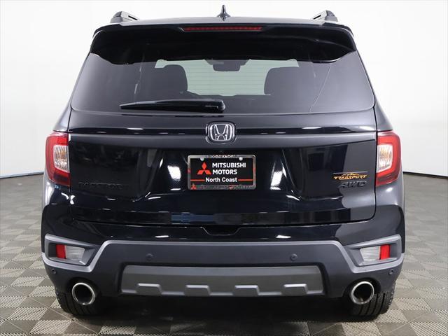 Photo of 2022 Crystal Black Pearl Honda Passport
