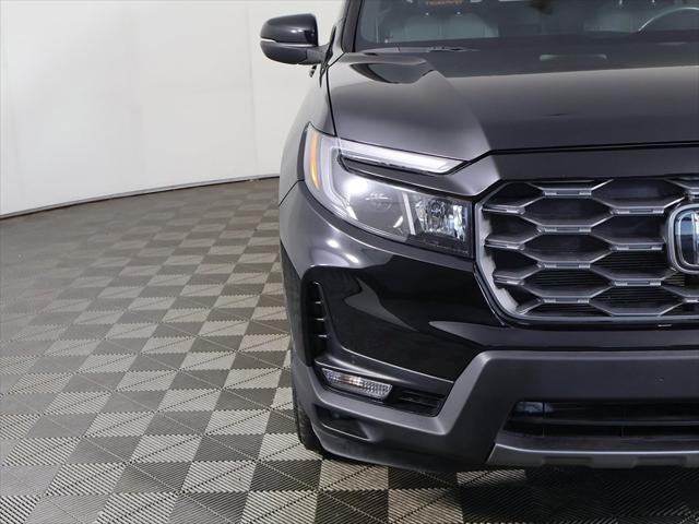 Photo of 2022 Crystal Black Pearl Honda Passport