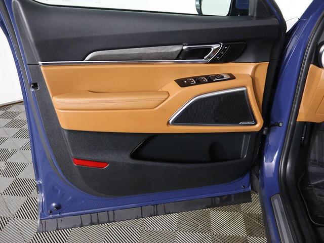 Photo of 2024 Midnight Lake Blue Kia Telluride