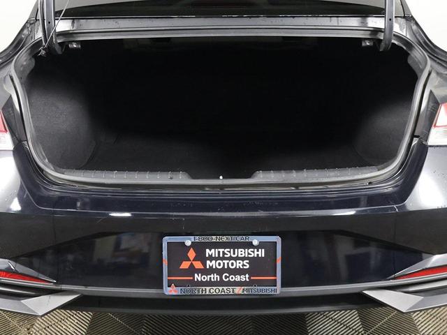 Photo of 2022 Phantom Black Hyundai ELANTRA