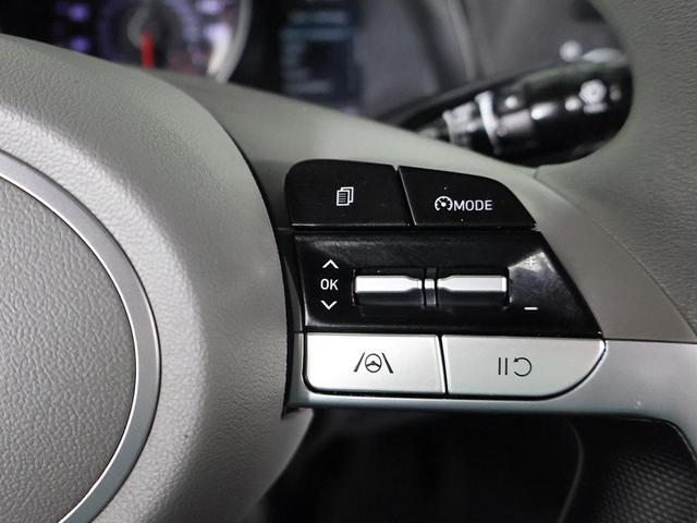 Photo of 2022 Phantom Black Hyundai ELANTRA