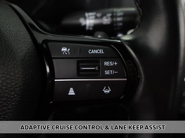 Photo of 2022 Platinum White Pearl Honda Civic