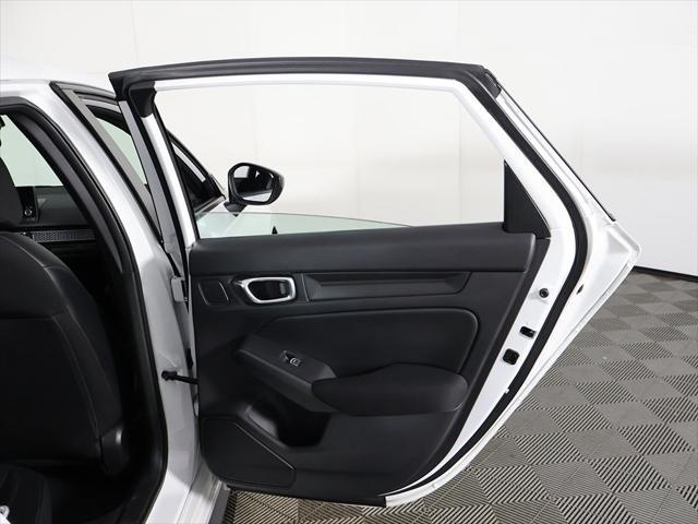 Photo of 2022 Platinum White Pearl Honda Civic