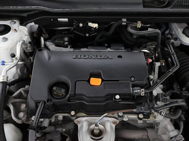 Photo of 2022 Platinum White Pearl Honda Civic