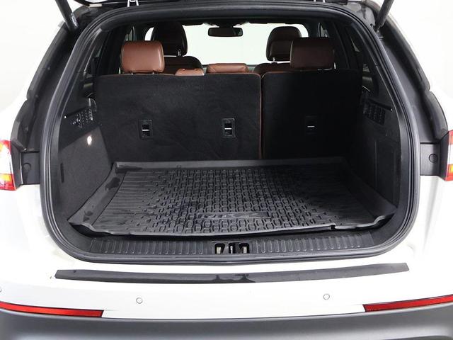 Photo of 2018 White Platinum Lincoln MKX