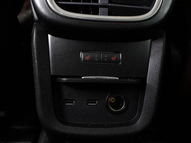 Photo of 2018 White Platinum Lincoln MKX