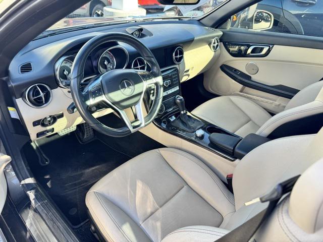 Photo of 2012 Pearl Beige Metallic Mercedes-Benz SLK-Class