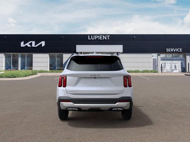 Photo of 2025 Glacial White Pearl Kia Sorento