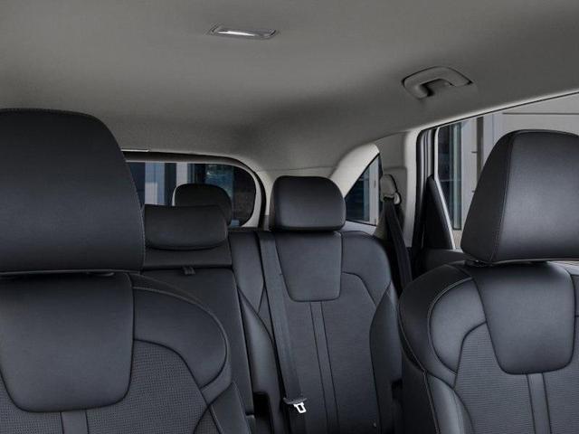 Photo of 2025 Glacial White Pearl Kia Sorento