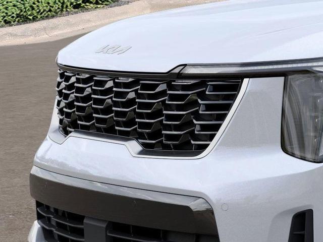 Photo of 2025 Glacial White Pearl Kia Sorento