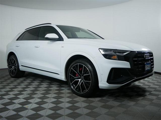 Photo of 2021 Glacier White Metallic Audi Q8